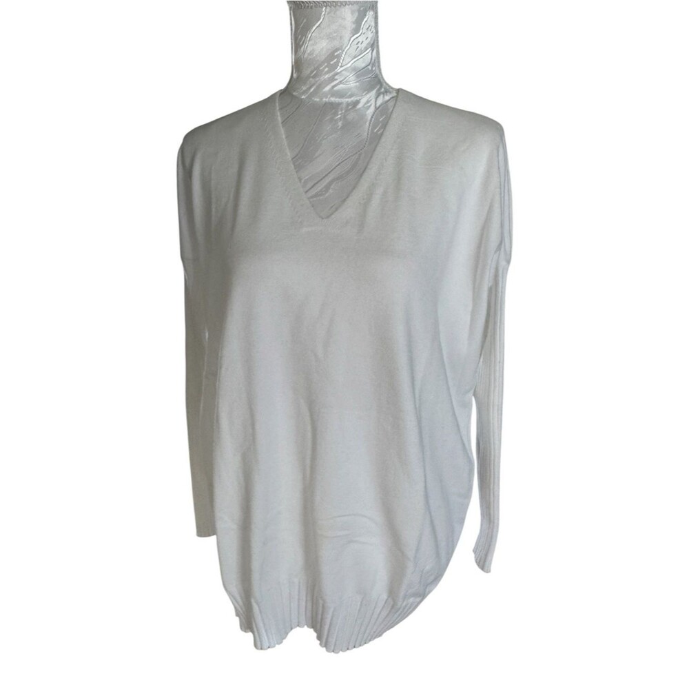 Metric Knits Classic White V-Neck Women's Sweater